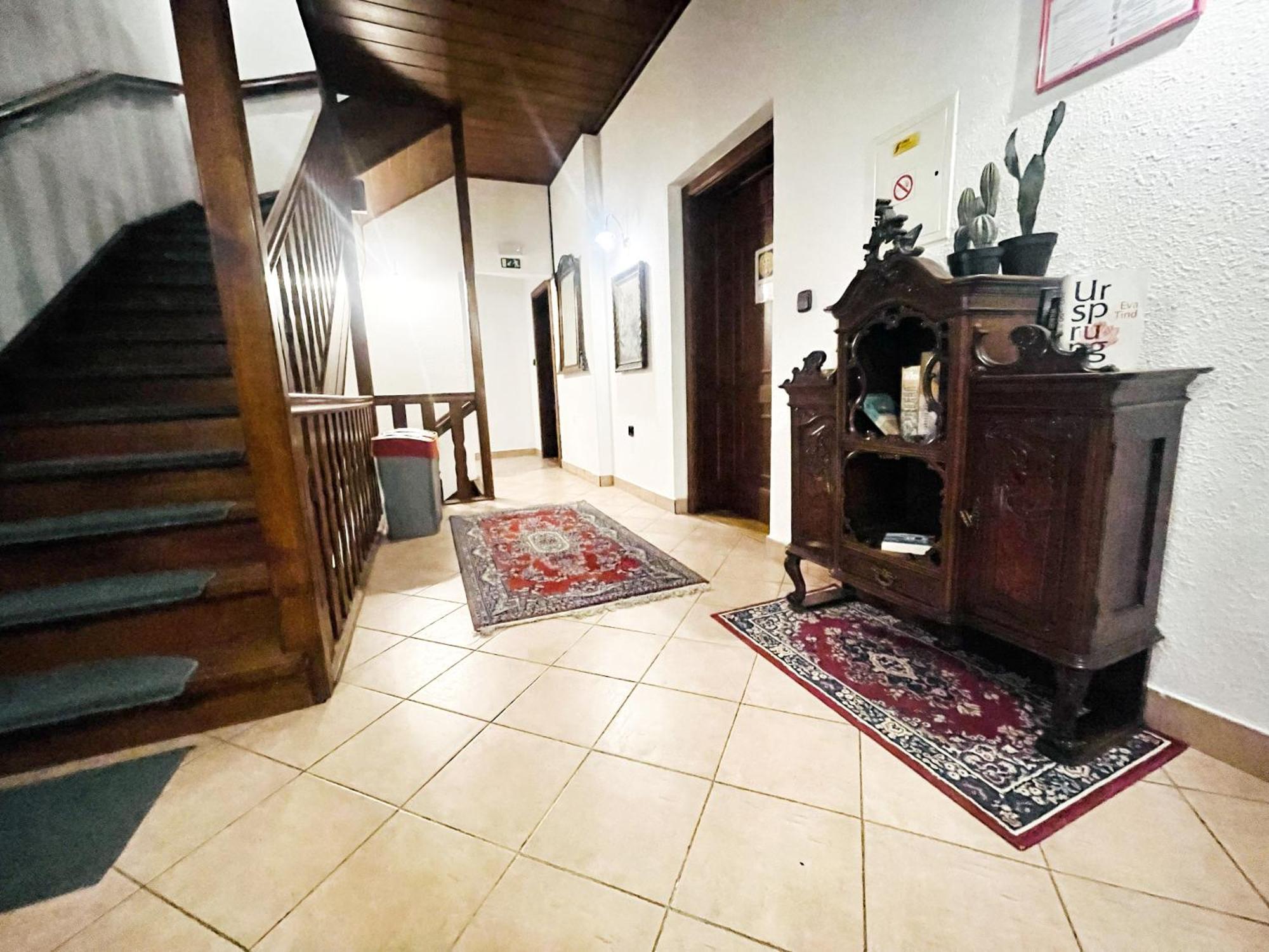 Youth Hostel Bledec ภายนอก รูปภาพ